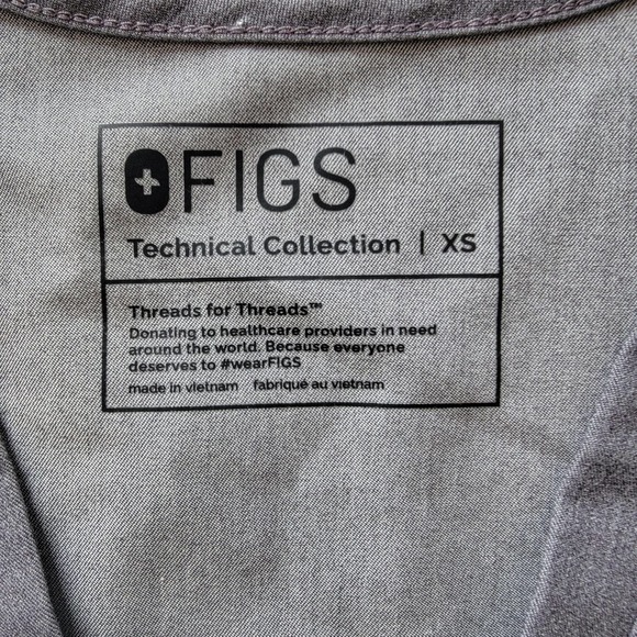 Figs Technical Collection Gray Scrub Top - Picture 7 of 8